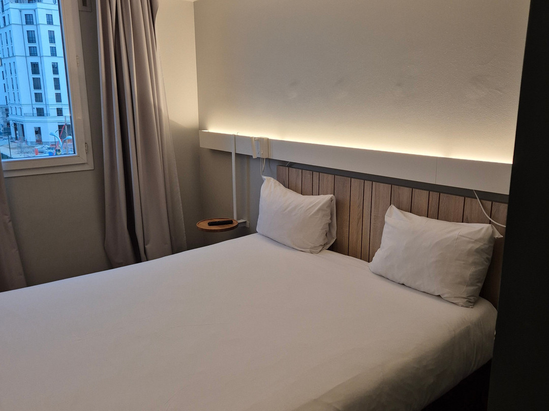 南巴黎 - 克拉玛特钟楼酒店主图