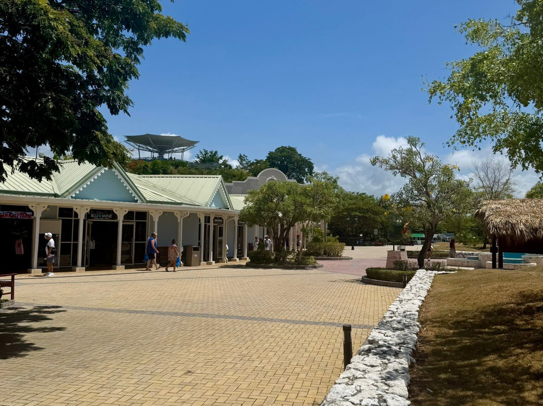 Amber Cove-普拉塔港必去景点