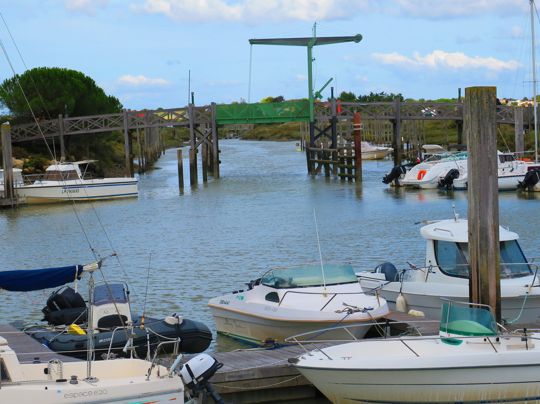 Port du Plomb-Nieul sur Mer必去景点