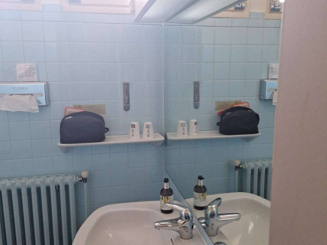 布鲁之家酒店主图