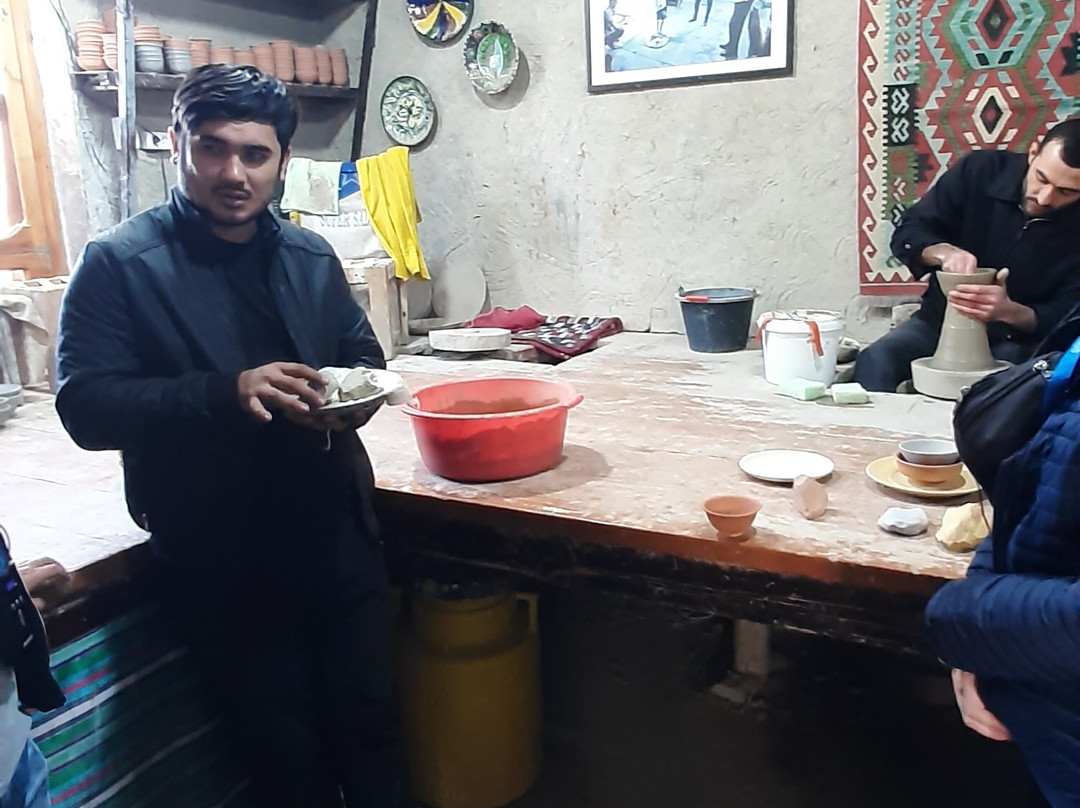 Gijduvan ceramics of The Narzullaevs-Gijduvan必去景点