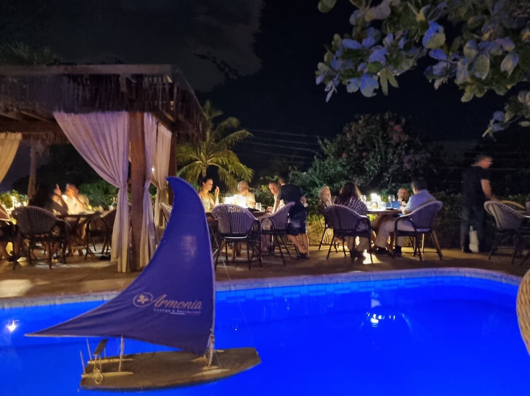 Armonia Lounge & Restaurant