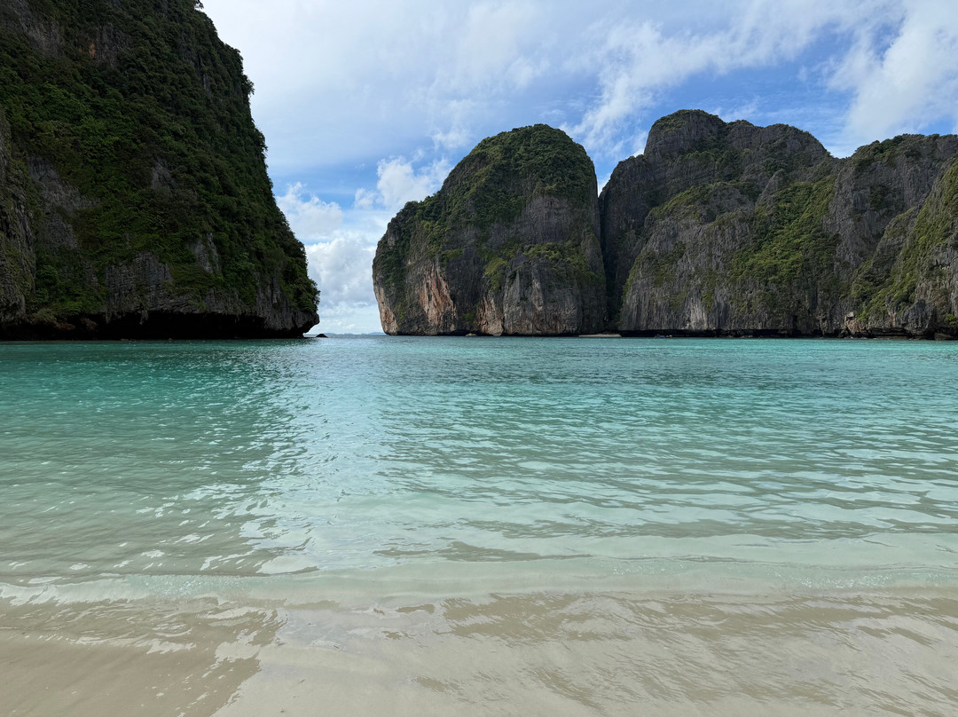 Theeraa Ulaa Holidays-雪州必去景点