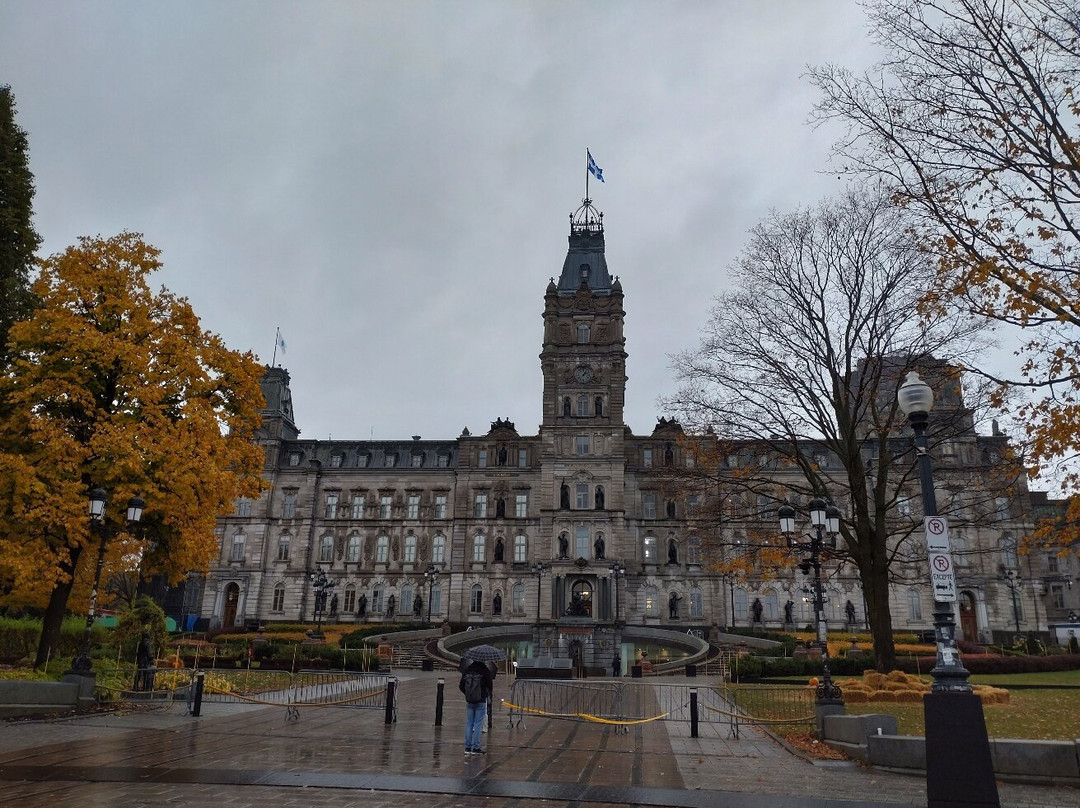 考特里尔酒店主图