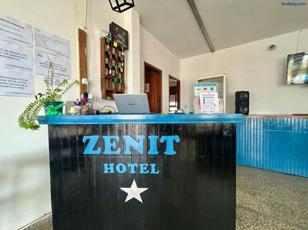 Hotel Zenit