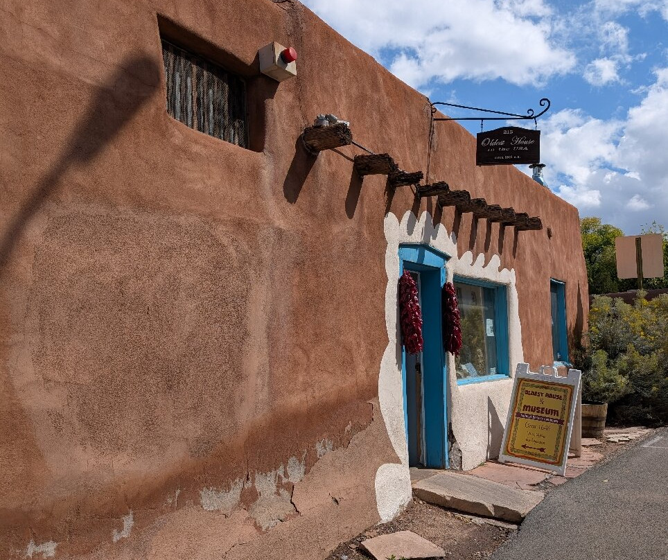 阿西西圣法兰西斯大教堂-圣菲必去景点