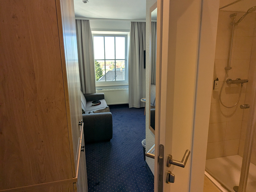 萨斯尼茨库恩酒店主图