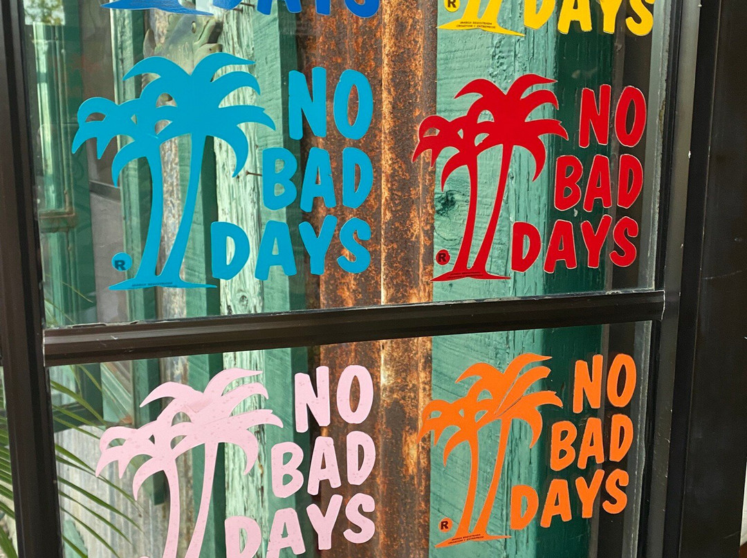 Latitude 22+ Ocean View Roadhouse Bar-卡波圣卢卡斯必去景点