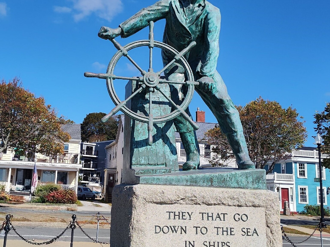 渔人纪念碑-格洛斯特必去景点