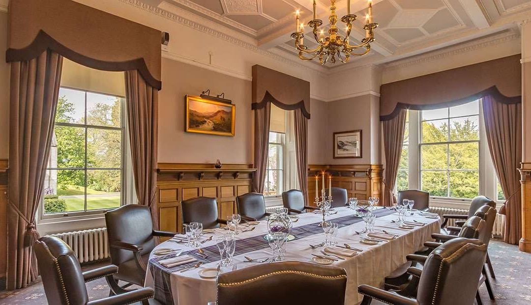 精选诺顿别墅温泉酒店主图