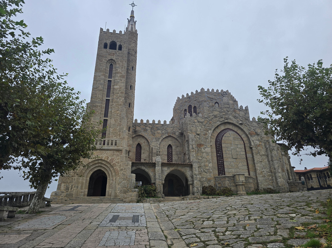 Pazo Quinones de Leon-比戈必去景点