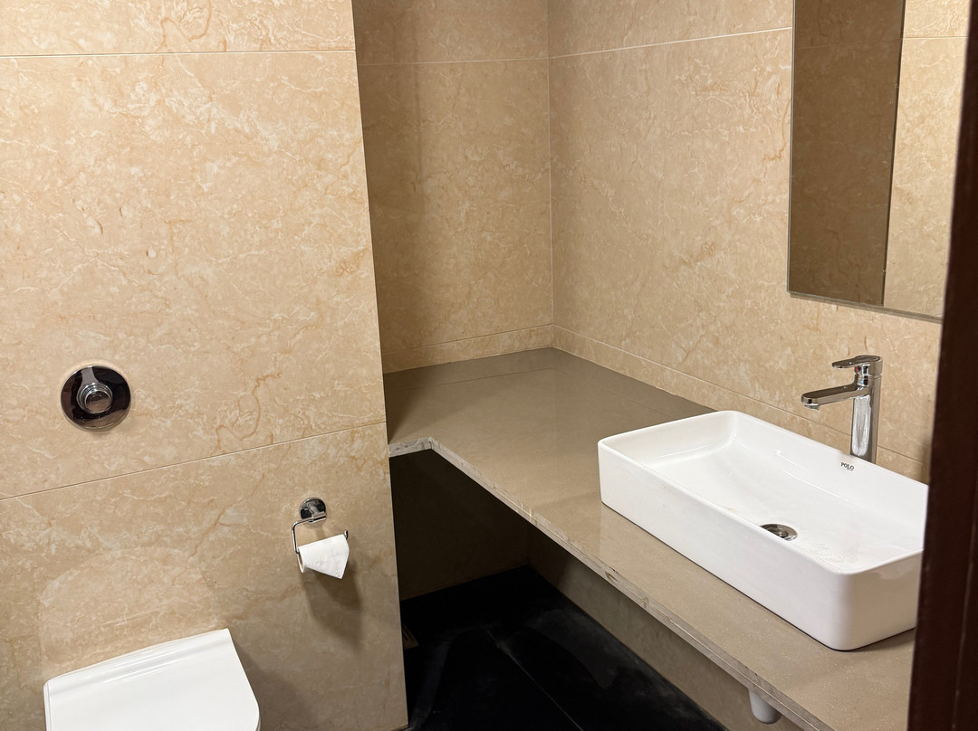 Coconut Grove Beach Resort主图