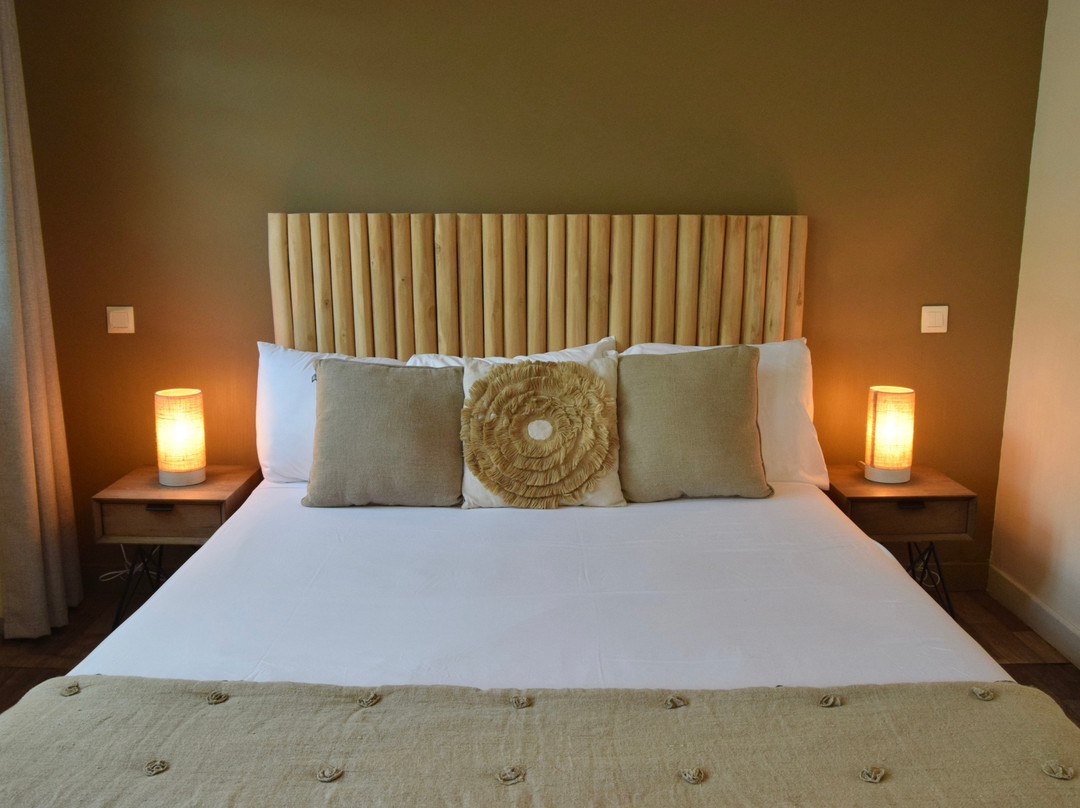 橡胶树酒店主图