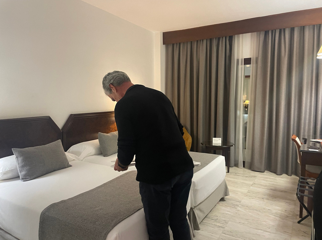 图里亚酒店主图