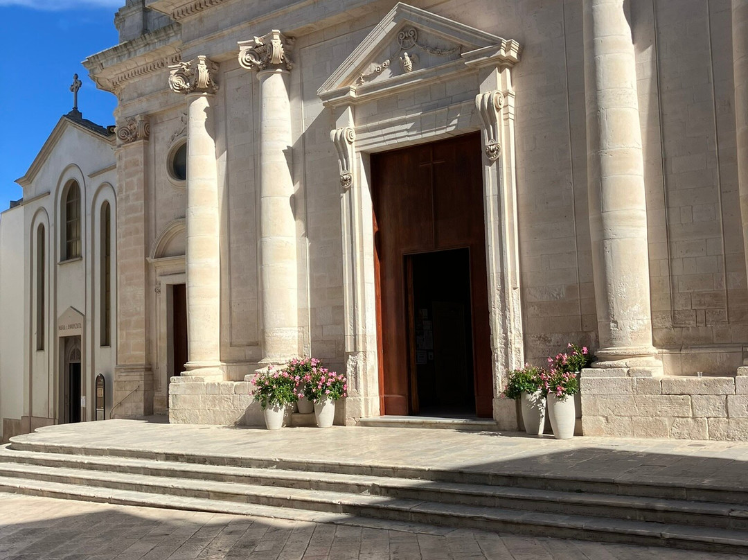 Chiesa Madre San Giorgio-洛科罗通多必去景点