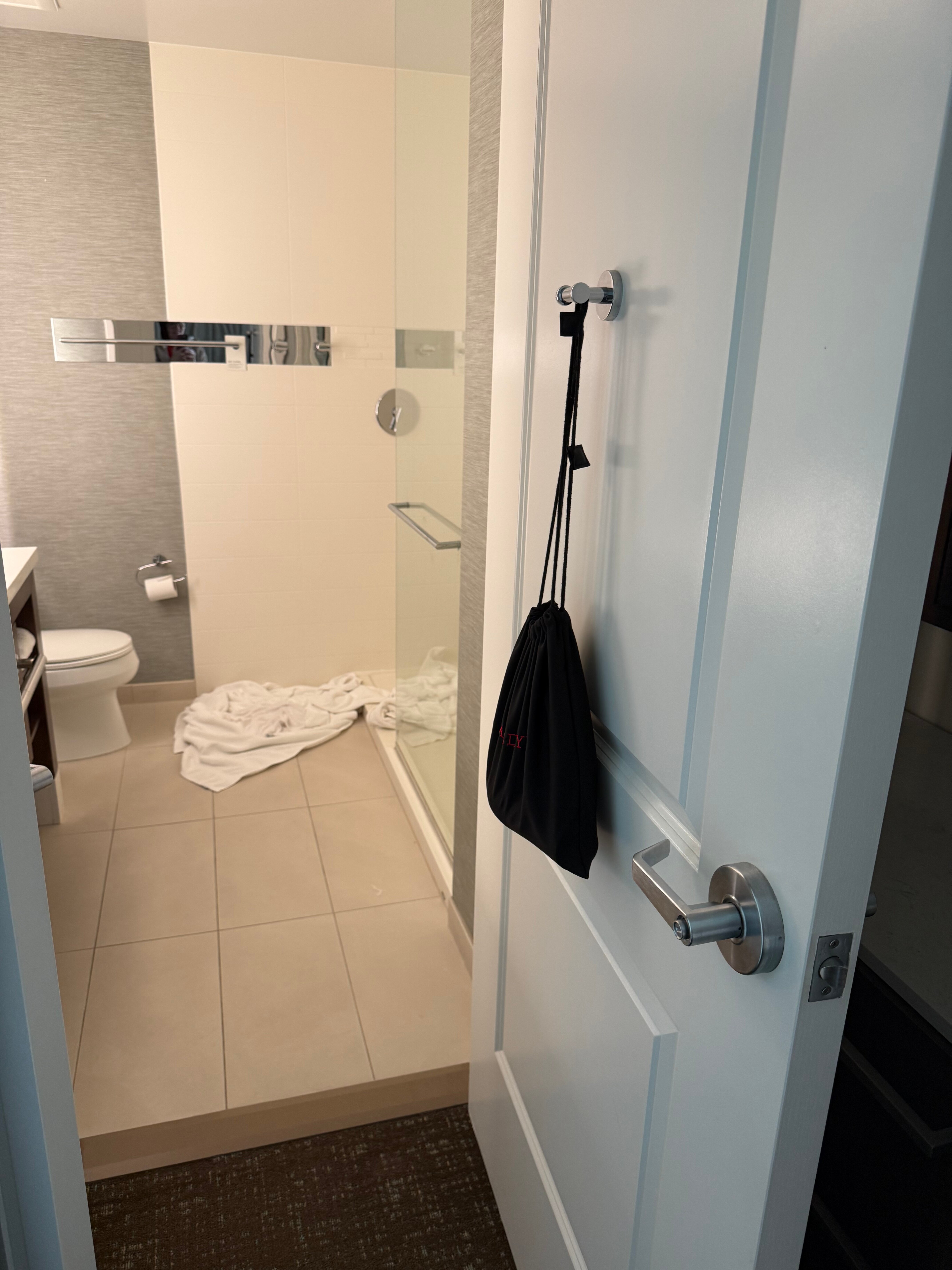 Residence Inn by Marriott Ontario Rancho Cucamonga-浴室