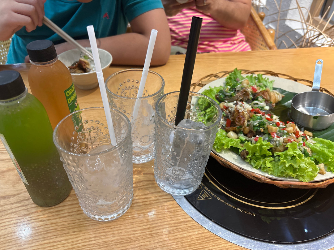 Ech Xanh's Restaurant - Phu My Hung