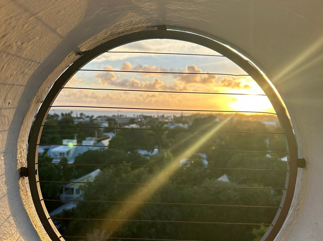 Key West Lighthouse Sunset Experience-基韦斯特必去景点