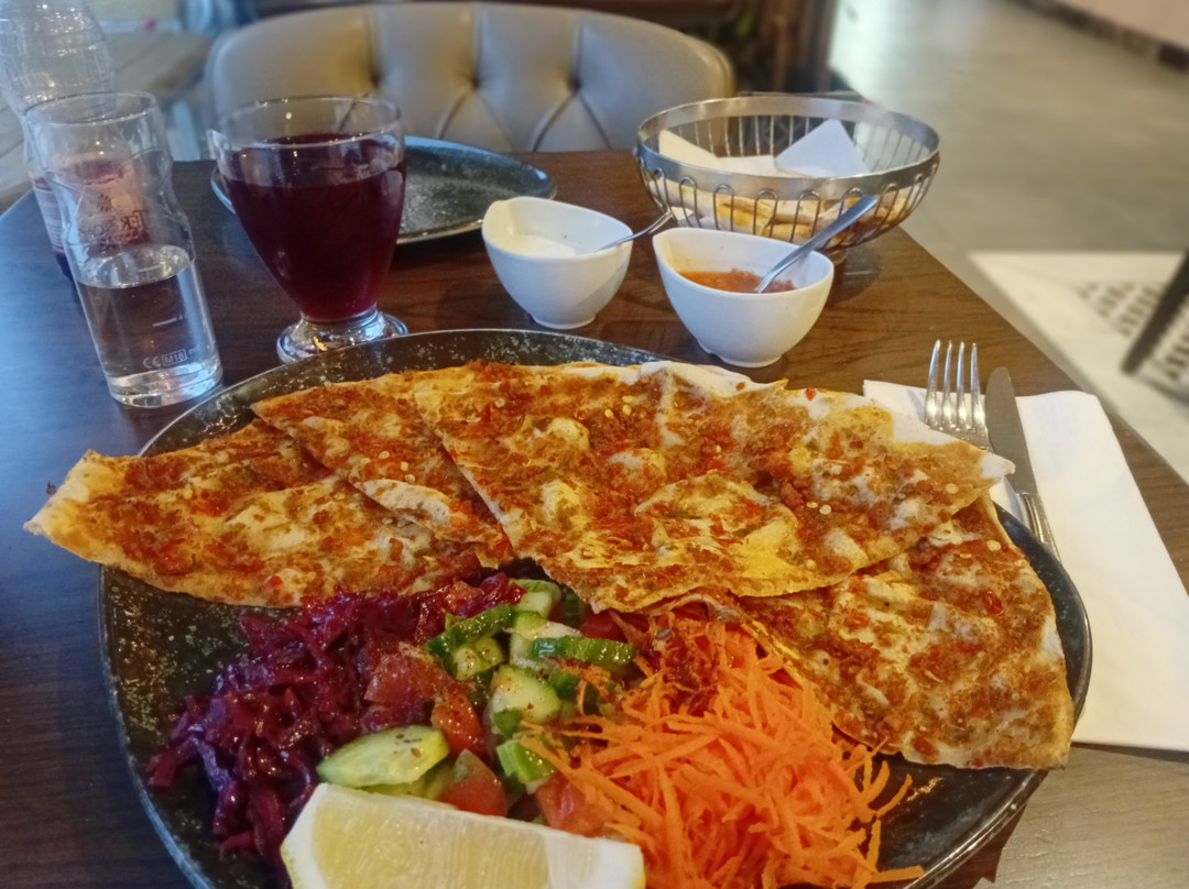 Lara Kitchen Colindale