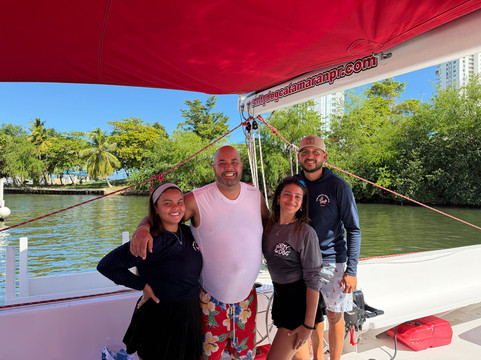 Salty Dog Catamaran-法哈多必去景点