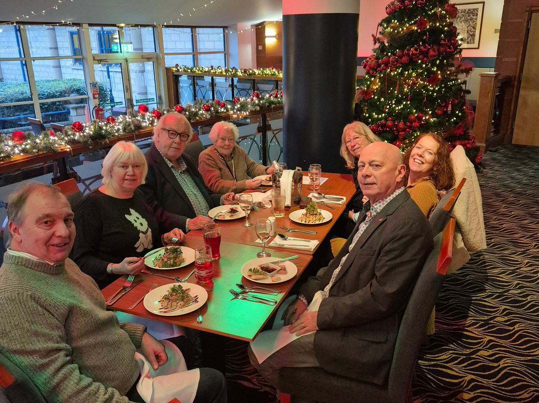 国敦达德利快乐山酒店主图