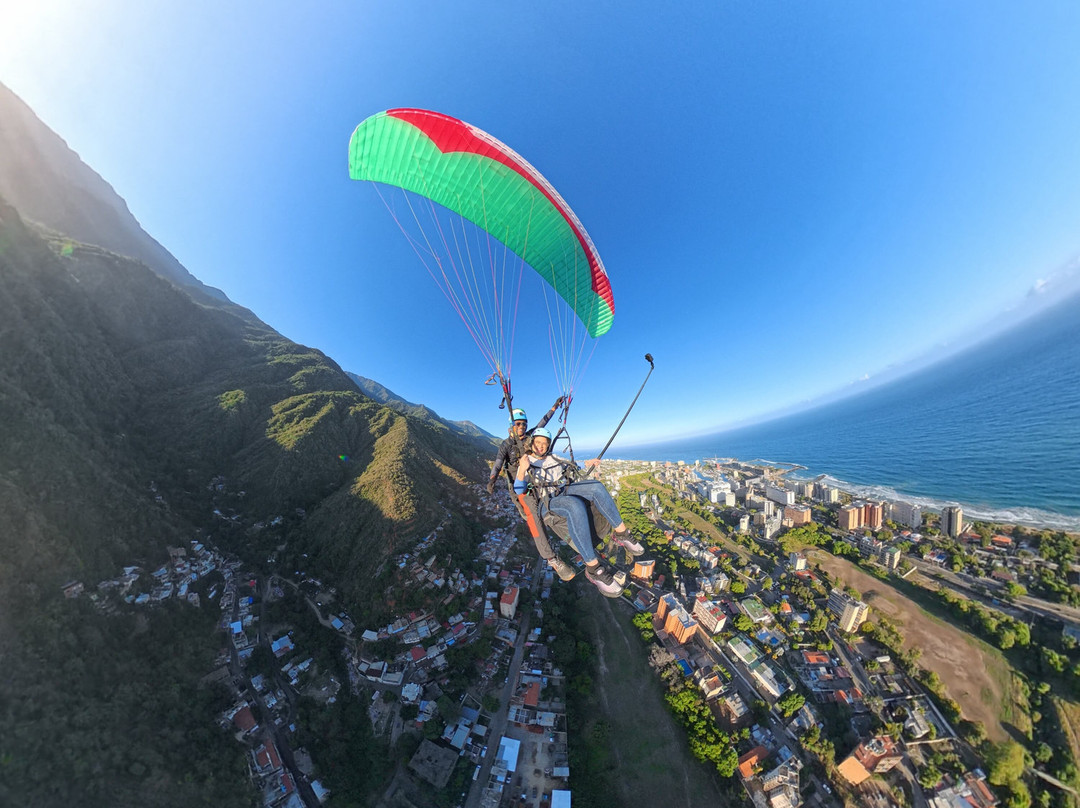 Vive Parapente-加拉加斯必去景点