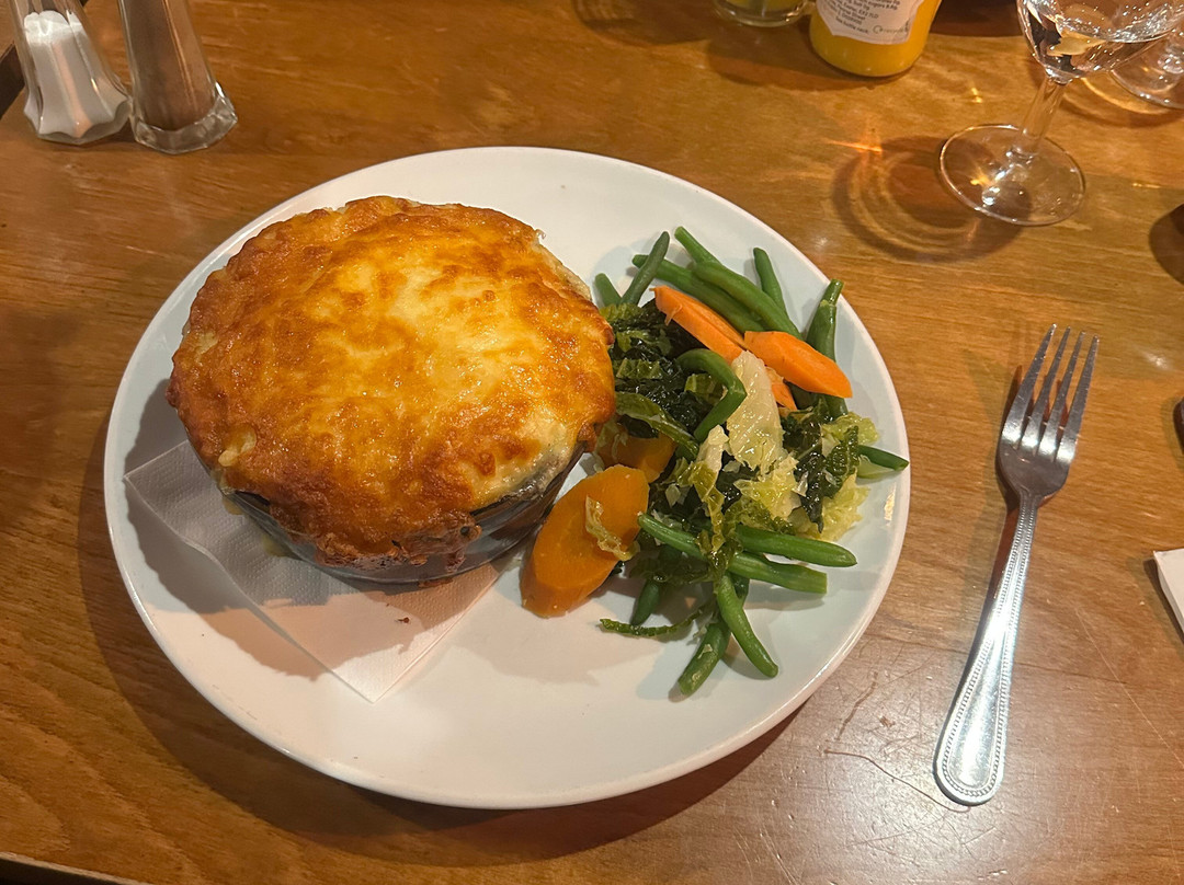 The George Hotel主图