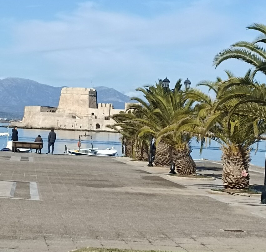 Andrews Luxury Residence主图