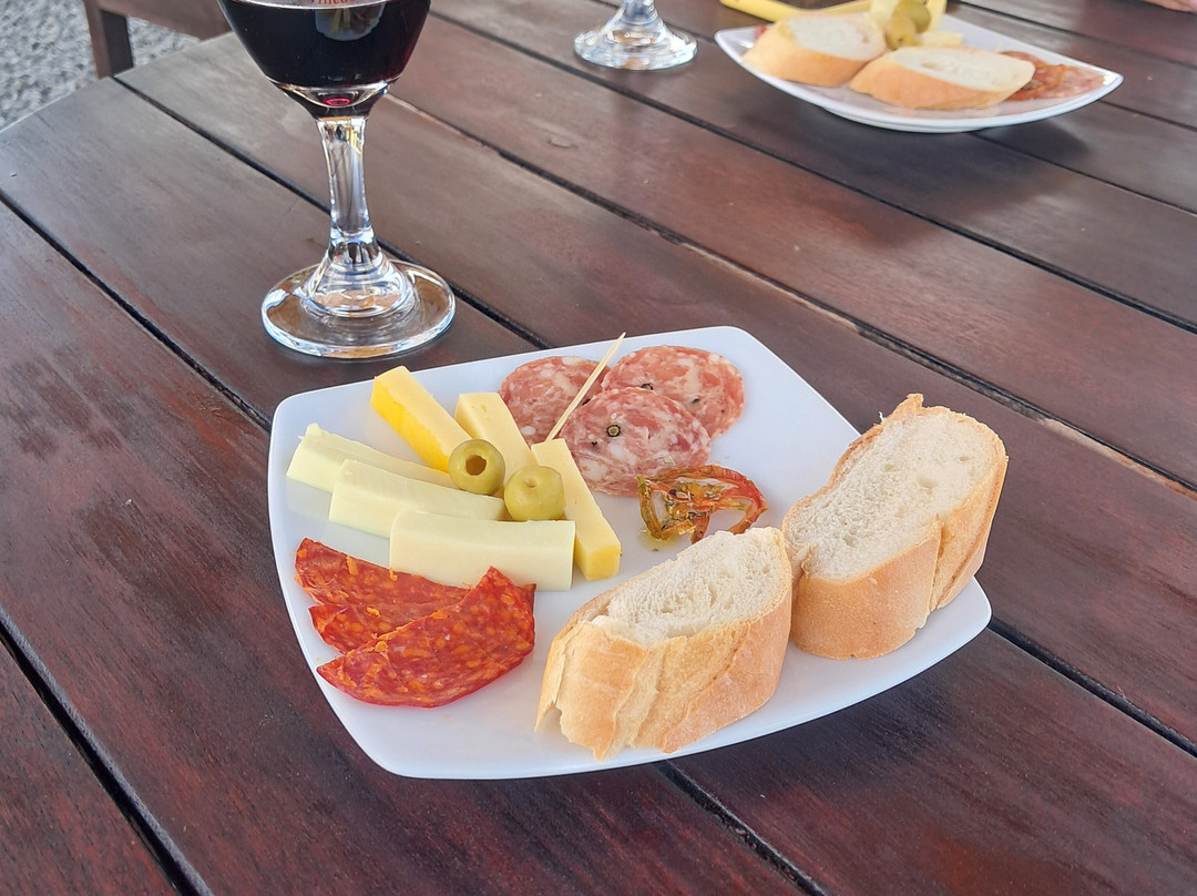 Vinedo Umana Dajud-莱瓦镇必去景点