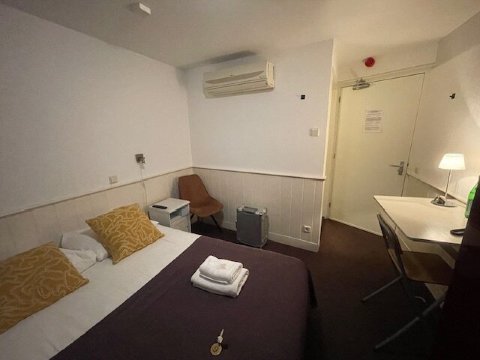 哈帕尔住宿-客卧