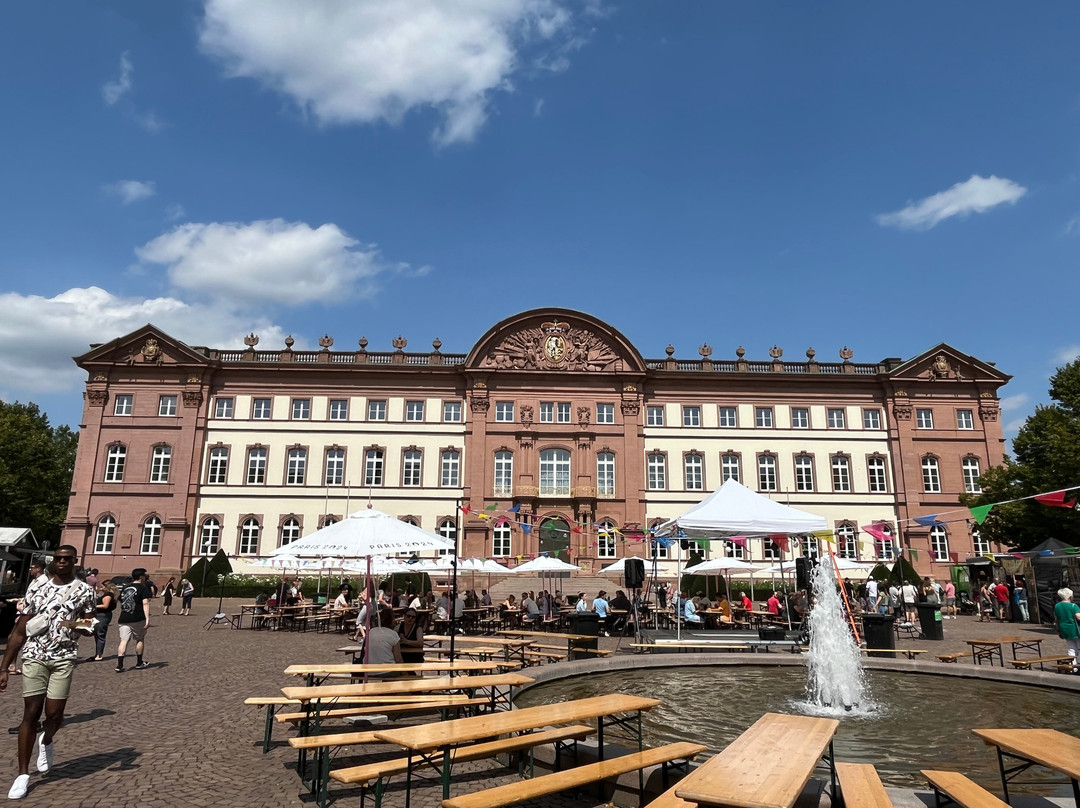Schloss Zweibrücken-茨魏布吕肯必去景点