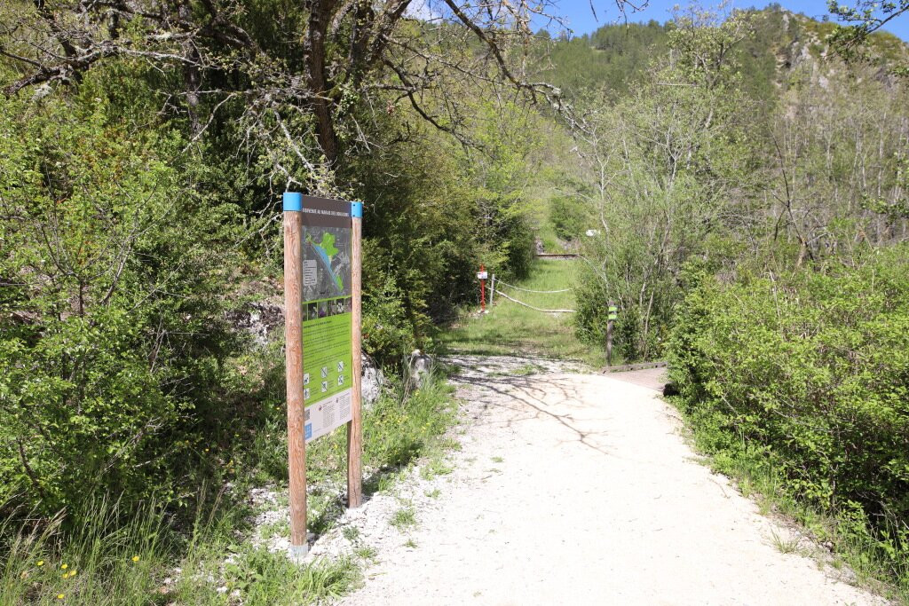 Marais Des Bouligons-Luc-en-Diois必去景点