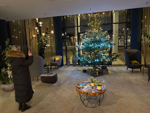 菲拉赫假日酒店主图