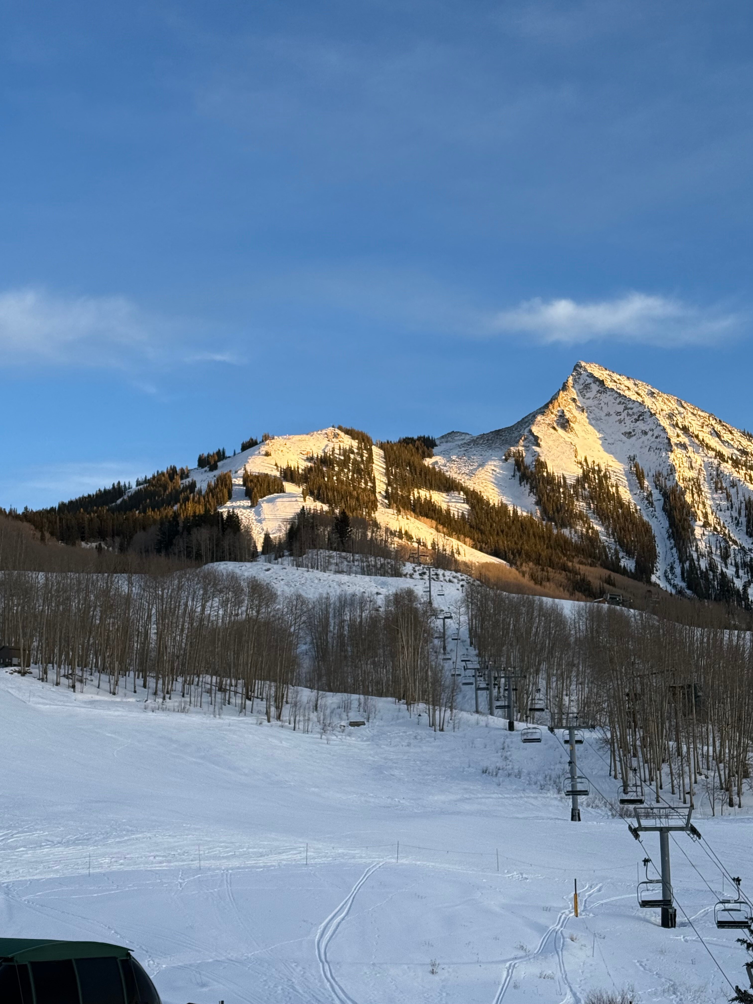 Elevation Hotel & Spa-官方