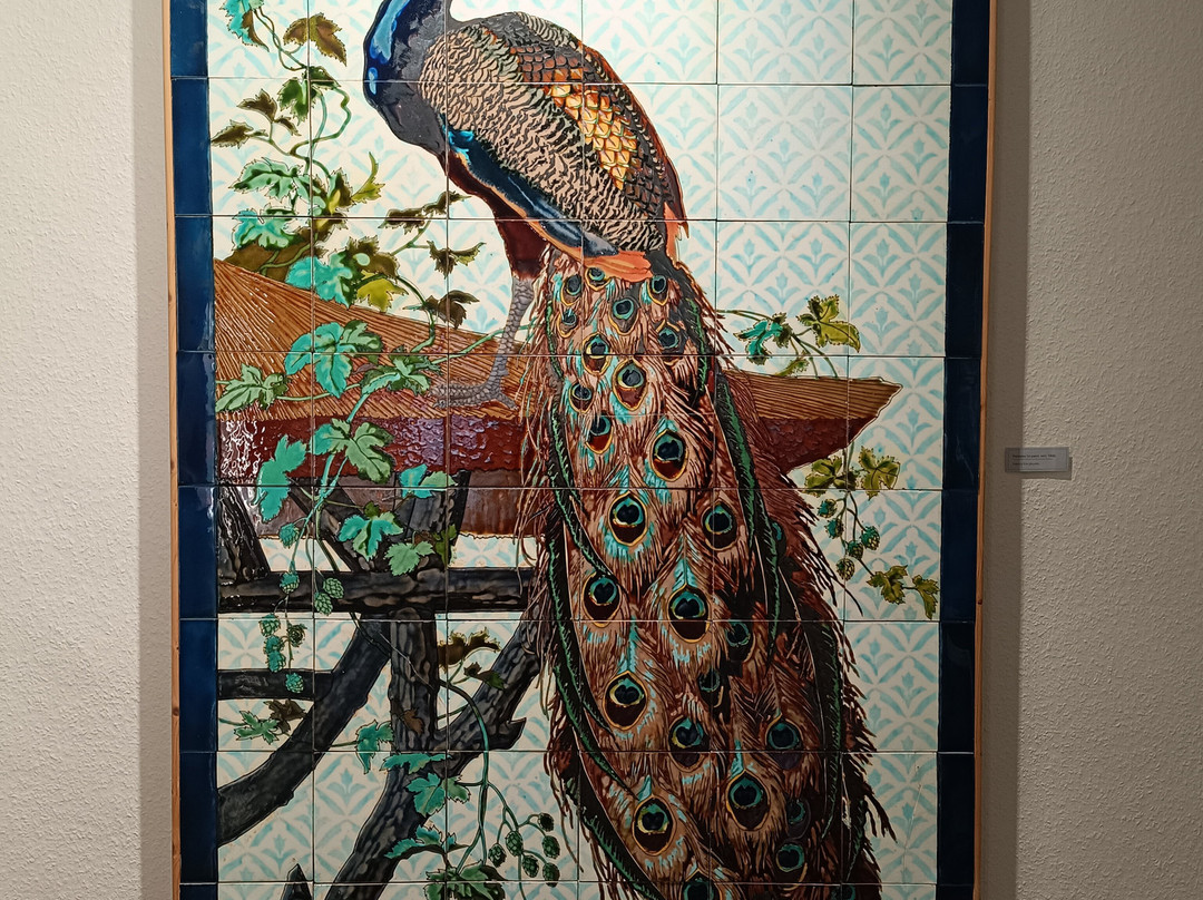 Musee de la Faience-萨尔格米纳必去景点