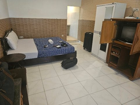 普里曼德若罗维纳酒店-官方