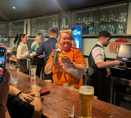 黑德福特阿姆斯酒店主图