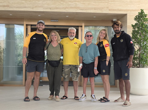 Aquanauts Diving Center-Al Aqah必去景点