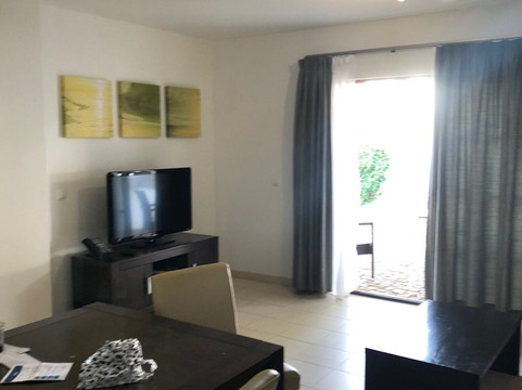 美利亚海龟海滩主图