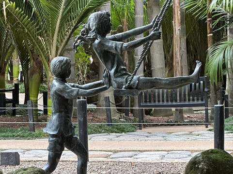 Sculptureum-马塔卡纳小镇必去景点