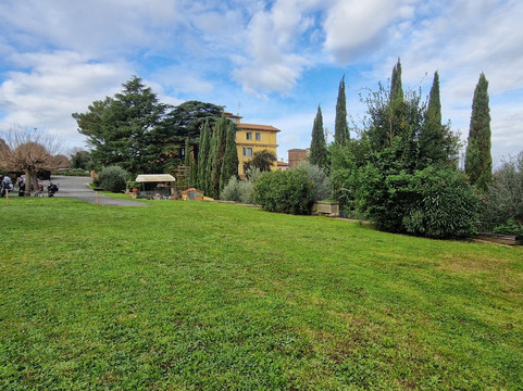 博吉奥雷吉罗绿色酒店主图