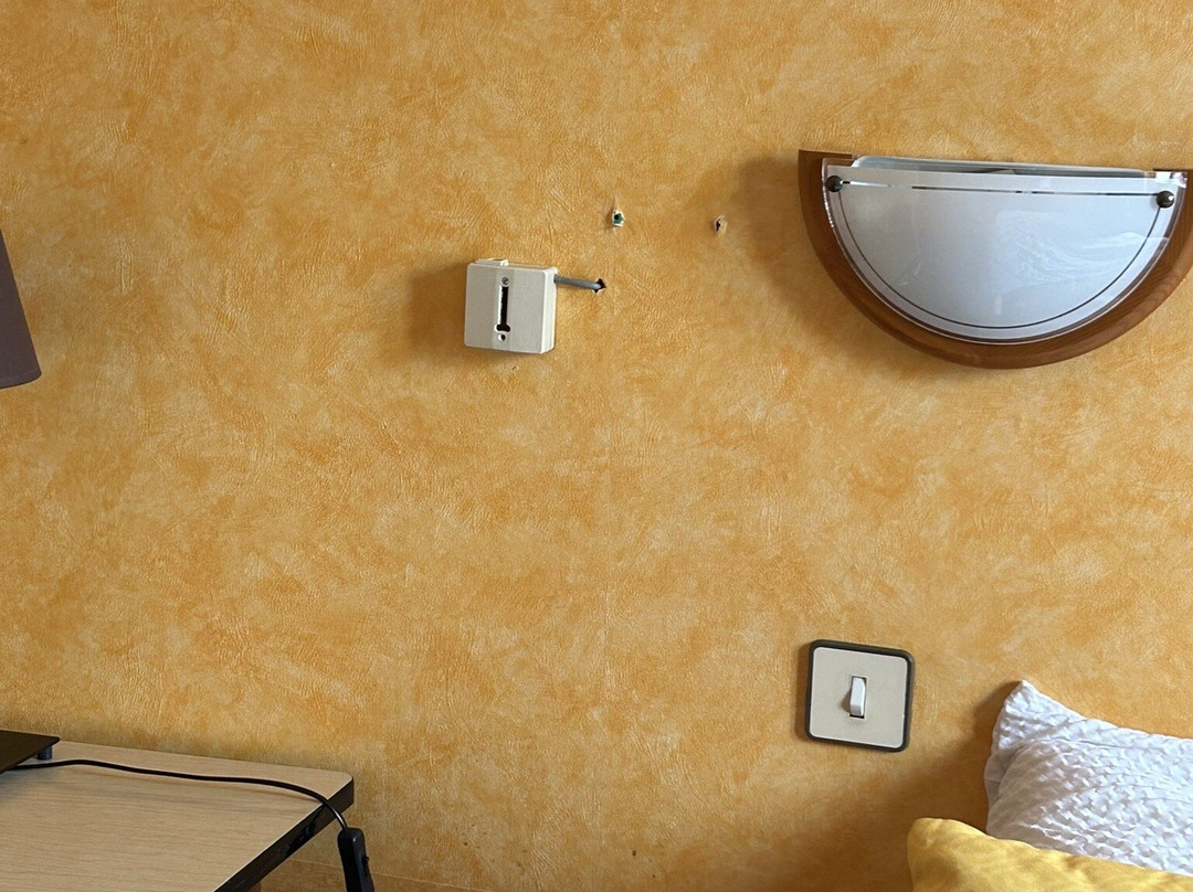 勃艮第收成酒店主图