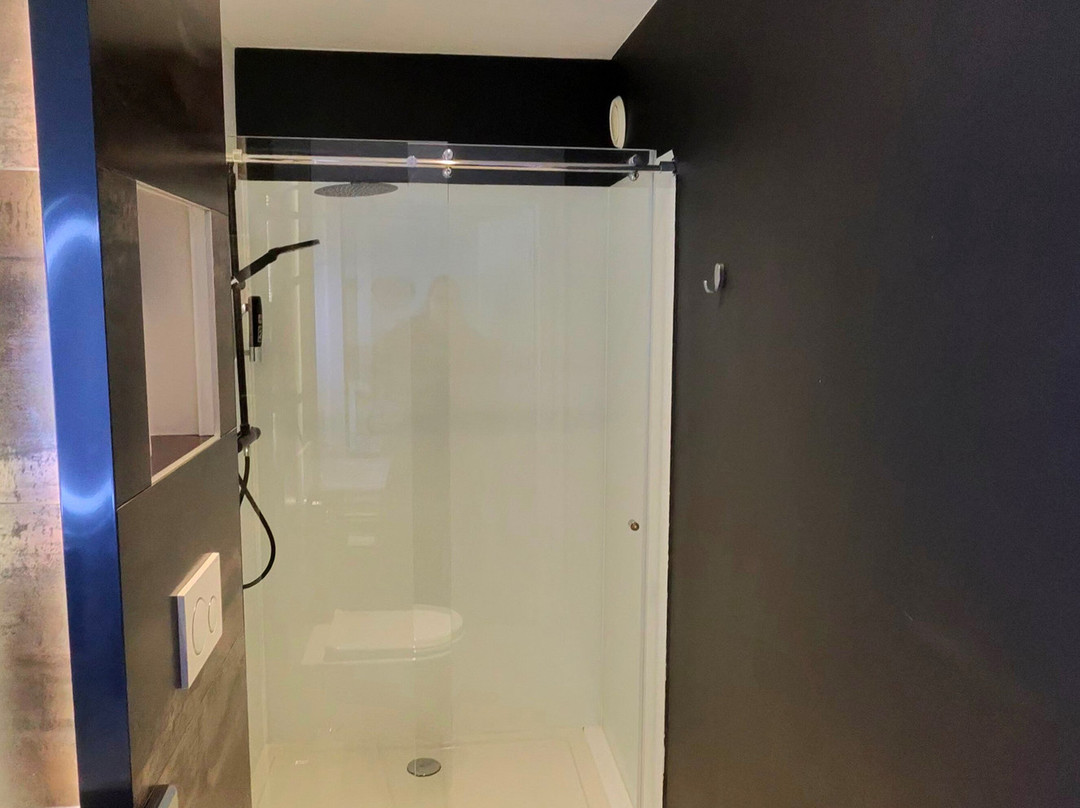 Hotel Du Commerce主图