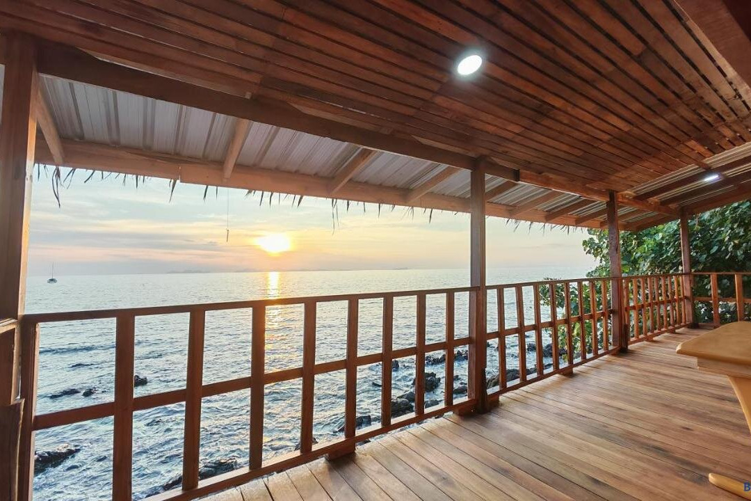 Velora Bay Koh Jum