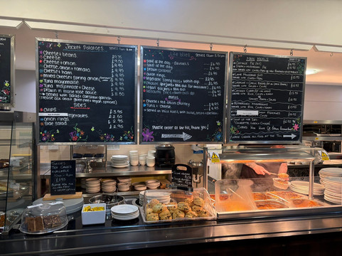 Tweedmill Shopping Outlet-St. Asaph必去景点