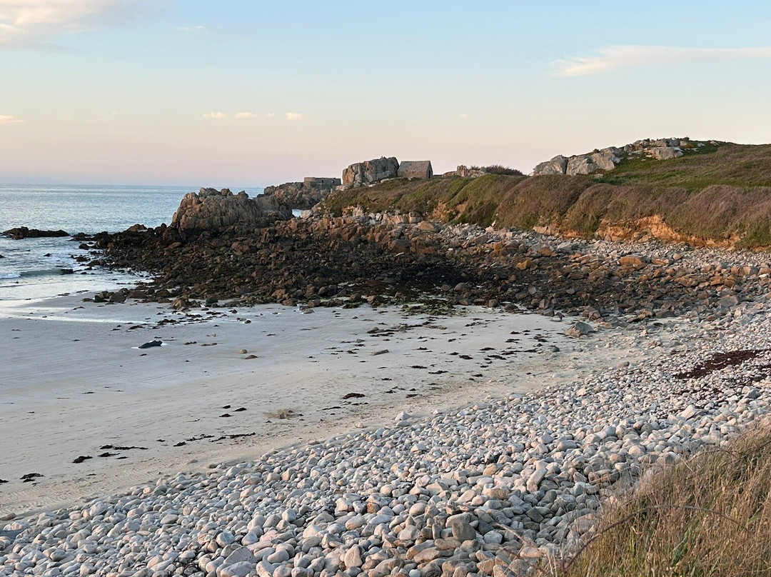 Pembroke Bay-Vale必去景点