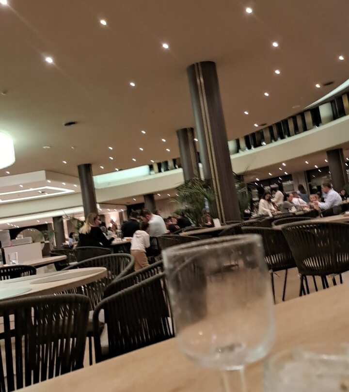 绿岸酒店主图