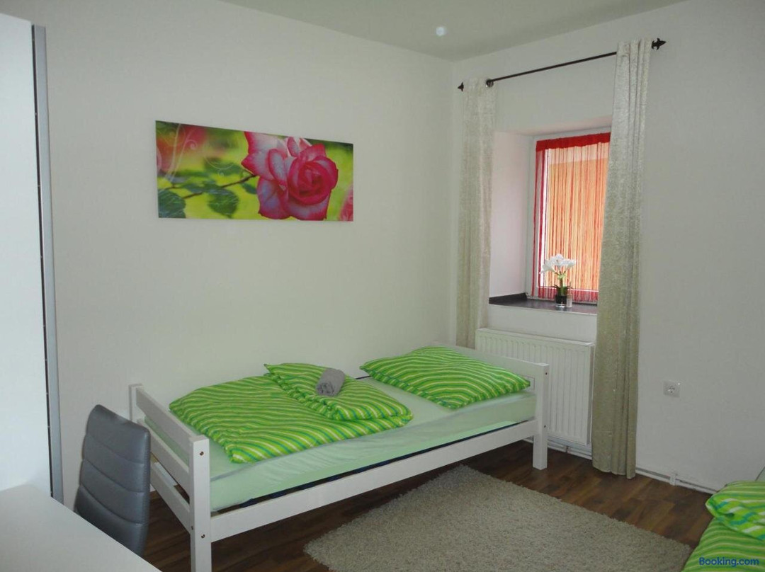 Rentcenter79
