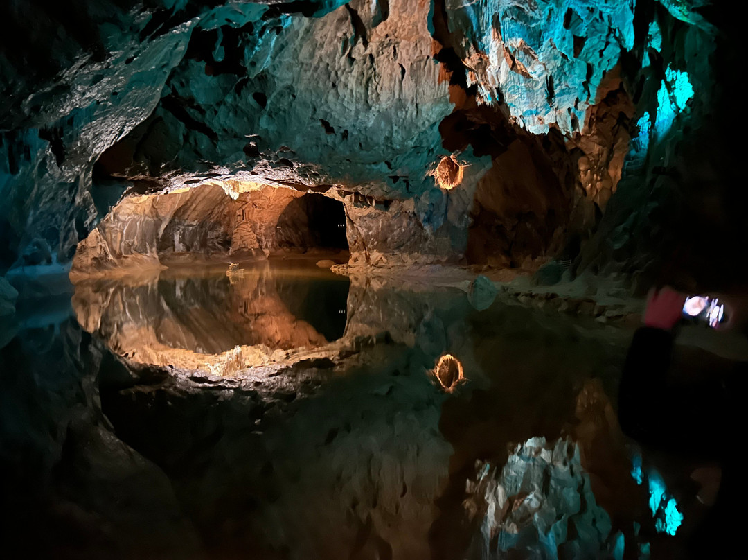 Grotte de Lombrives-Ussat必去景点