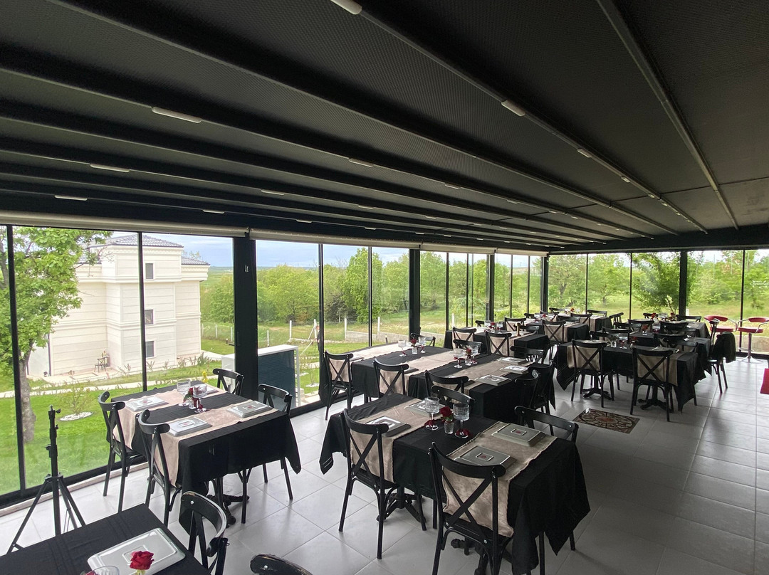 The Reference Club Restaurant & Konaklama-Hamitabat必去景点